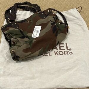 Michael Michael kors green brown camo hobo bag